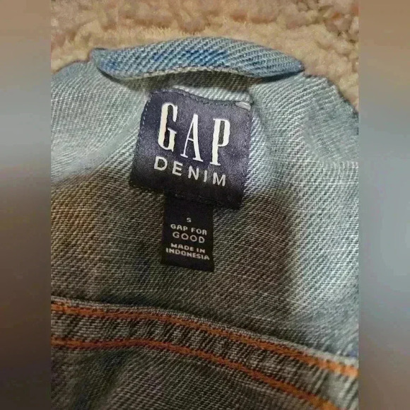 Gap for GOOD Classic Light Weight Denim Jacket w/ Wool Collar - Picture 5 of 5